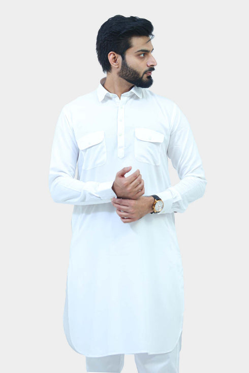 Veshbhoshaa Bluesaanchi Men'S White Pathani Kurta Set